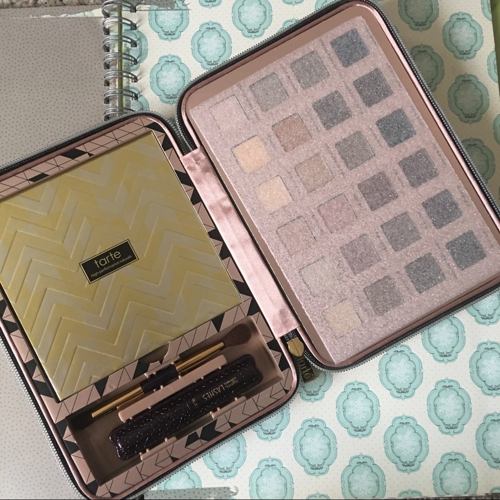 Tarte Christmas 2016 Makeup Kit